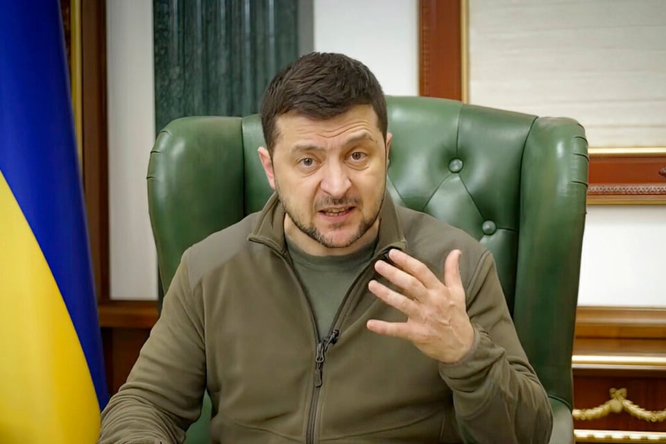 LO ÚLTIMO: El presidente de Ucrania da mala noticia de su ejército