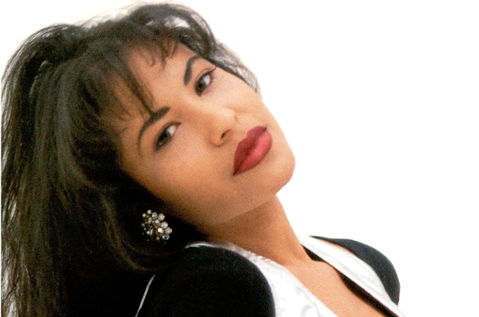 Why was Selena killed? The reason behind the beloved singer’s death comes to light (PHOTO)