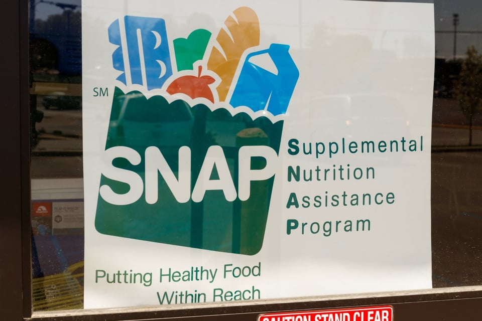 Enviarán cupones SNAP de hasta $1,751 dólares y dicen a los beneficiados