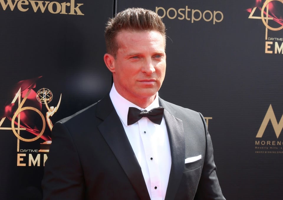 Steve Burton anuncia que se separa y que el hijo que espera su esposa no es de él