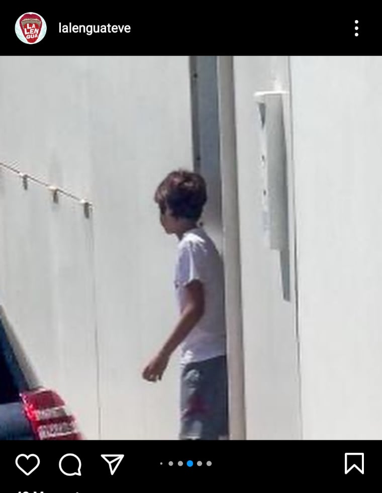 I hammered outside Shakira's house
