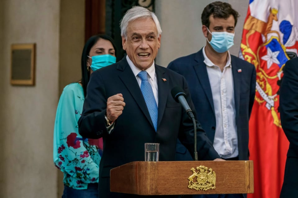 Carabineros, expresidente, Chile, helicóptero, José Cox, MundoNow