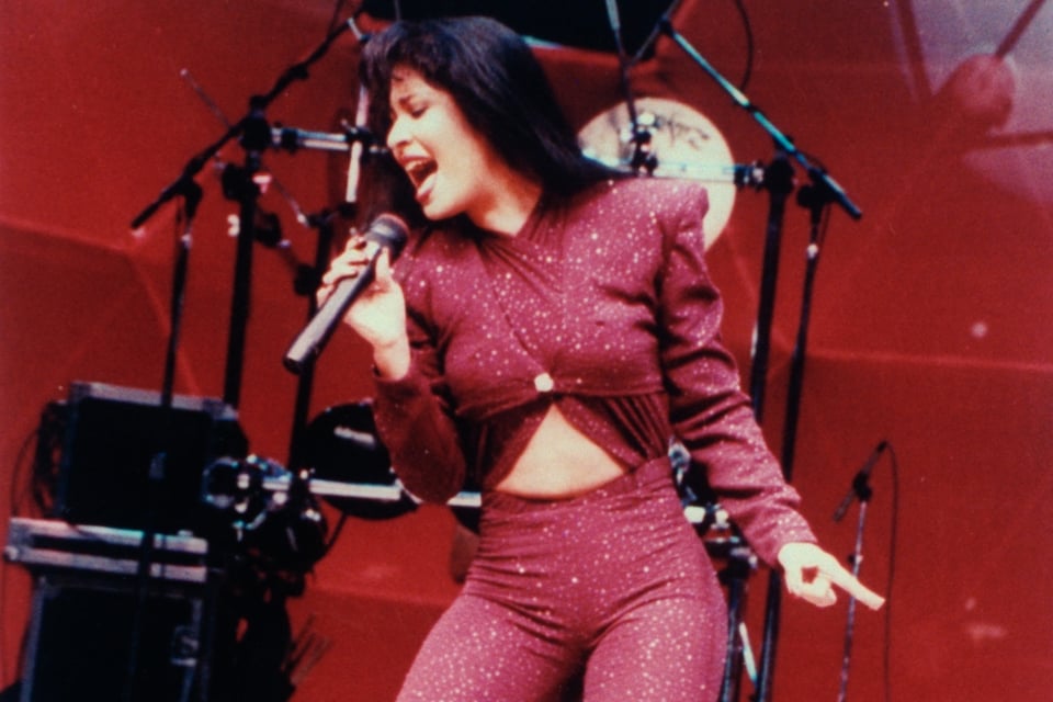 Ángela Aguilar Selena, música, Como la flor, Bidi bidi bom bom, MundoNOW