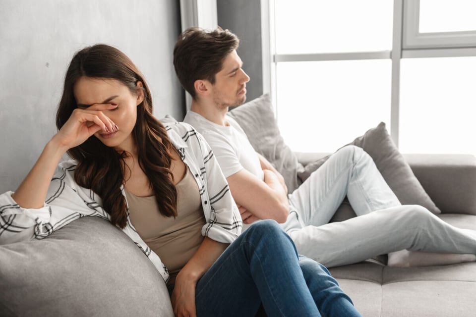 Couple, Argument, Emotions, MundoNow, Podcast