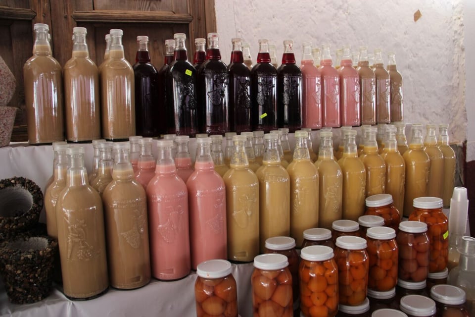 Botellas, María Sandoval, Estante, MundoNow, Podcast