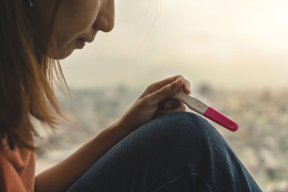 Girl, Facts, Pregnancy test, MundoNow, Podcast