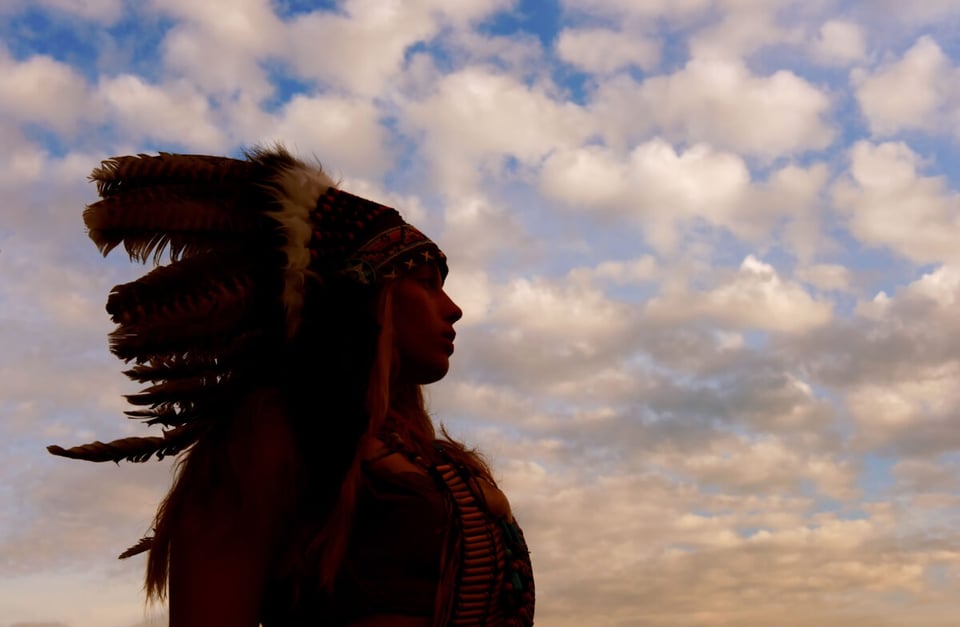 Navajo, Mujer, Cielo, MundoNow, Podcast