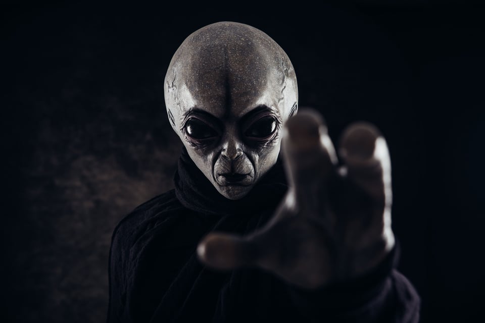La Huella OVNI 5: Project Blue Book, Area 51, and Aztecs and UFOs