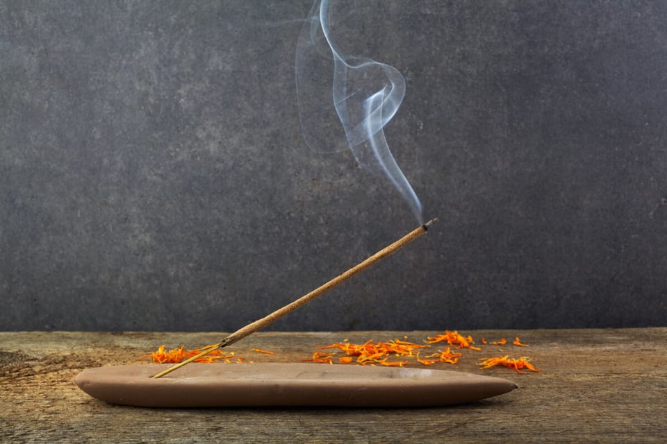Stick, Fire, Nathaniel, MundoNow, Podcast