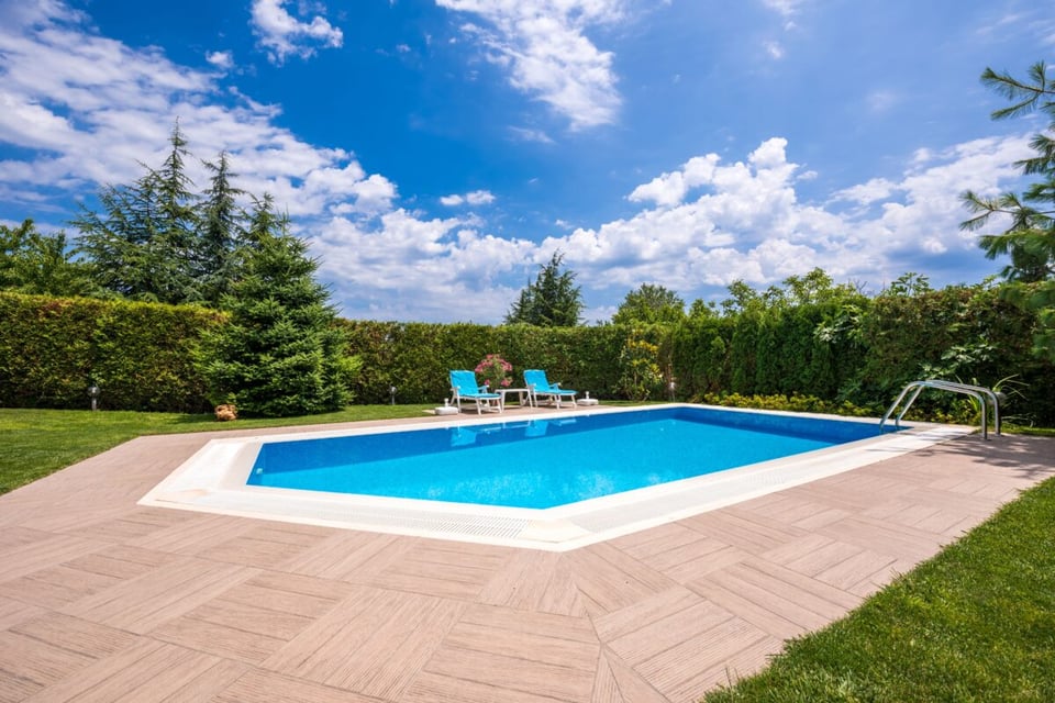 Francisco Gómez, Piscina, Cielo, MundoNow, Podcast