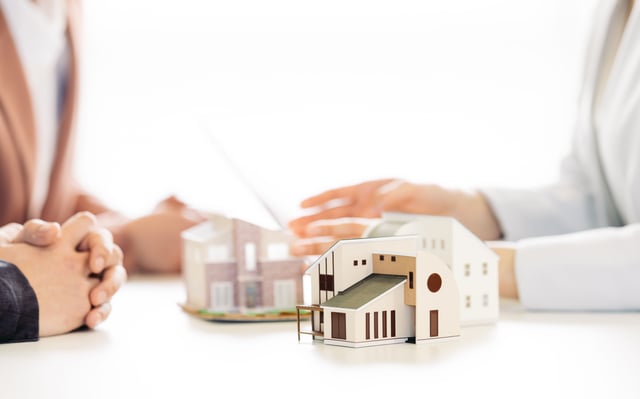Step-by-Step: Navigating the Journey to Your First Home