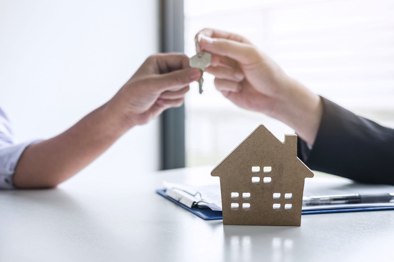 Navigating home buying: Essential tips for first-time buyers