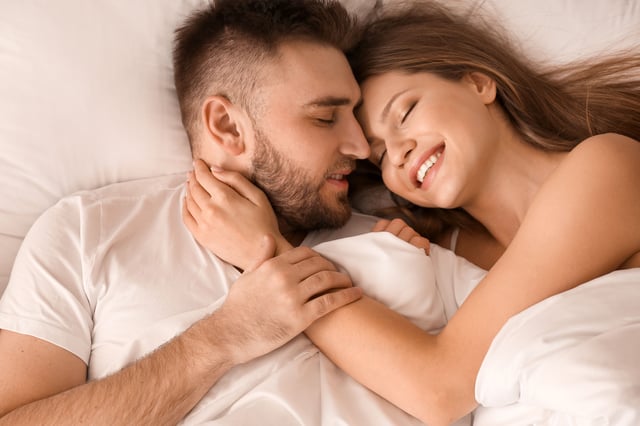 6 Things Men Want in Bed But Won’t Ask For