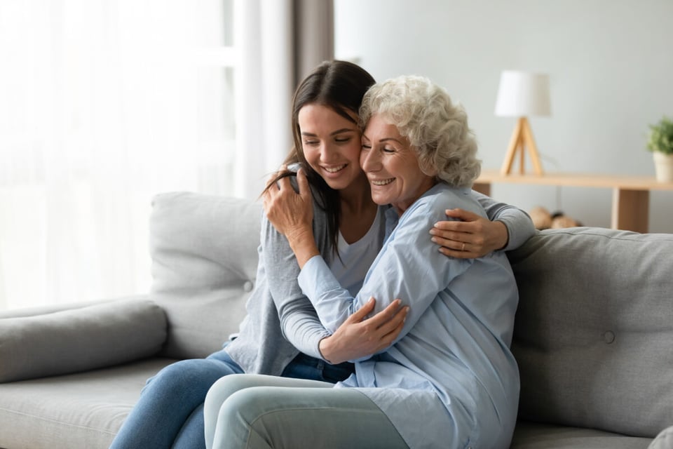 Intergenerational, Grandmother, Daughter, MundoNow, Living Room