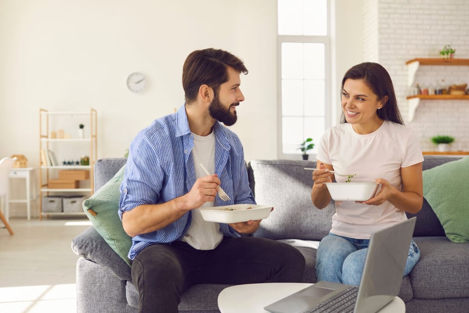 Couple, Joy, Talk, MundoNow, Podcast