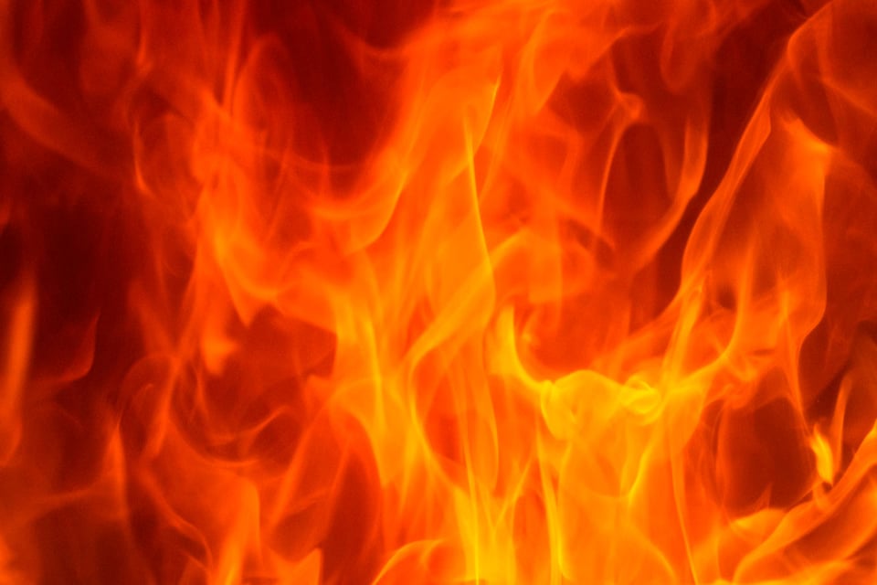 Fire, Campfire, Storm, MundoNow, Podcast
