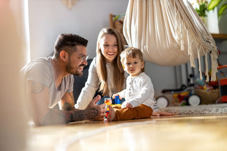 Familia alegría, Mamá, Papá, MundoNow, Podcast
