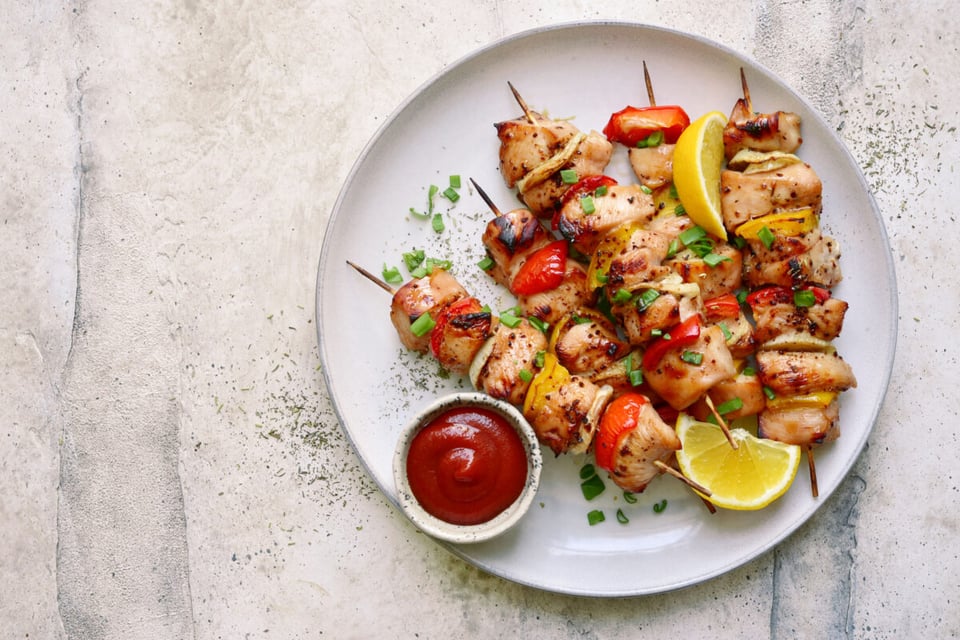 Comida, Brochetas, Carne, MundoNow, Podcast