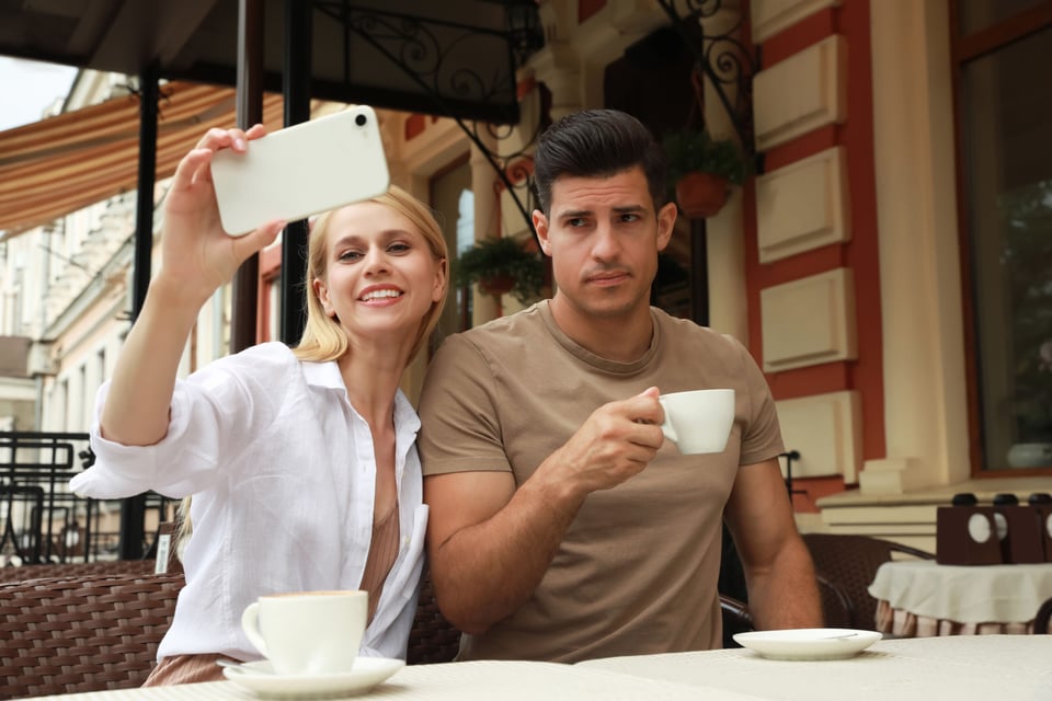 Amor y otras cosas: Actitudes que te hacen ver fácil