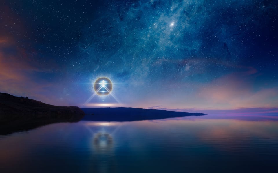 UFO light forming a pyramid