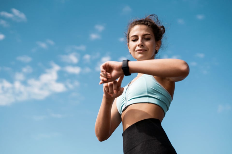 Woman, Run, Jogging, MundoNow, Podcast