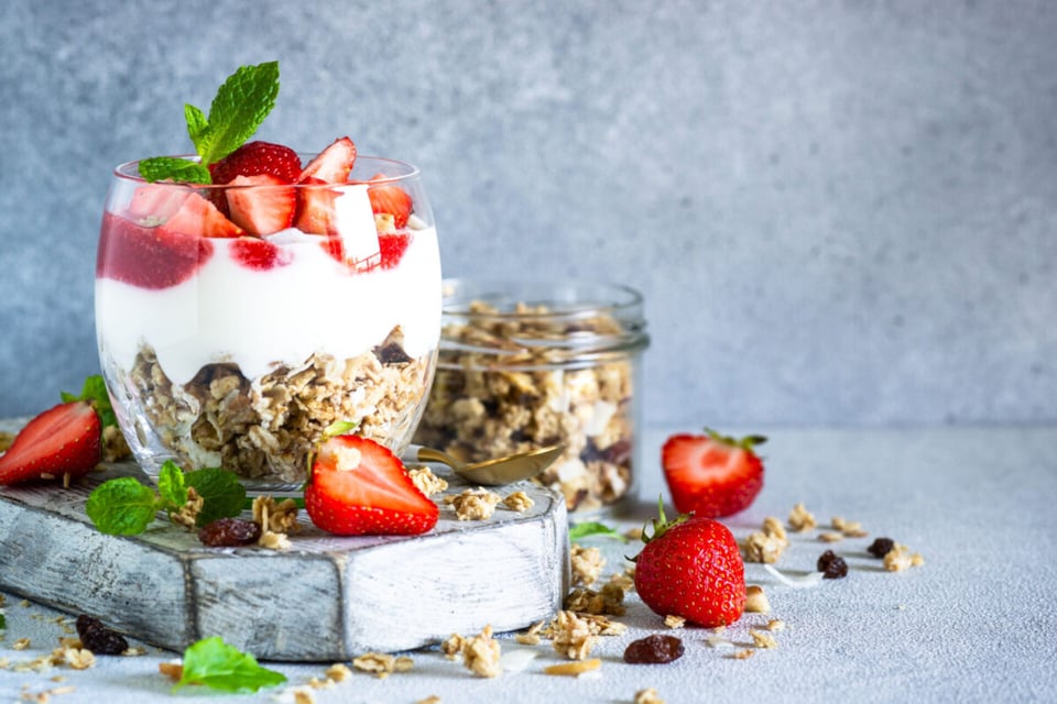 Parfait de fresa y granola