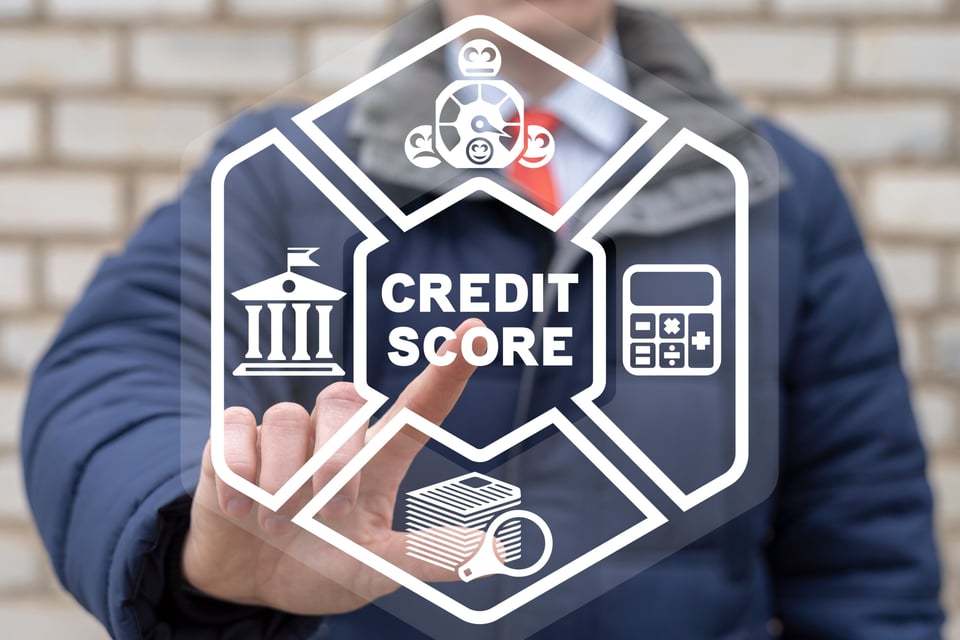 Construyendo crédito para comprar vivienda: consejos sobre cómo establecer crédito, mejorar el puntaje crediticio y comprender el impacto del crédito en las opciones hipotecarias. featured image