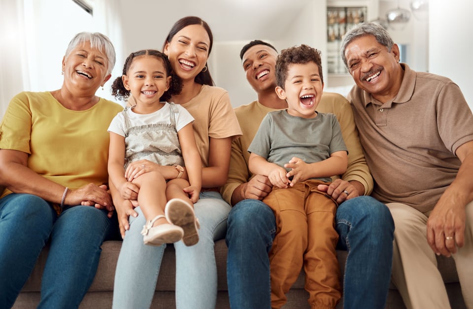 Vivienda multigeneracional: vínculos familiares y estabilidad financiera featured image