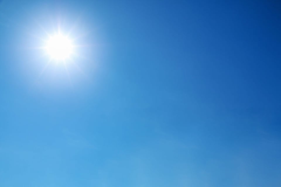 Sun, Sky, Blue, MundoNow, Podcast
