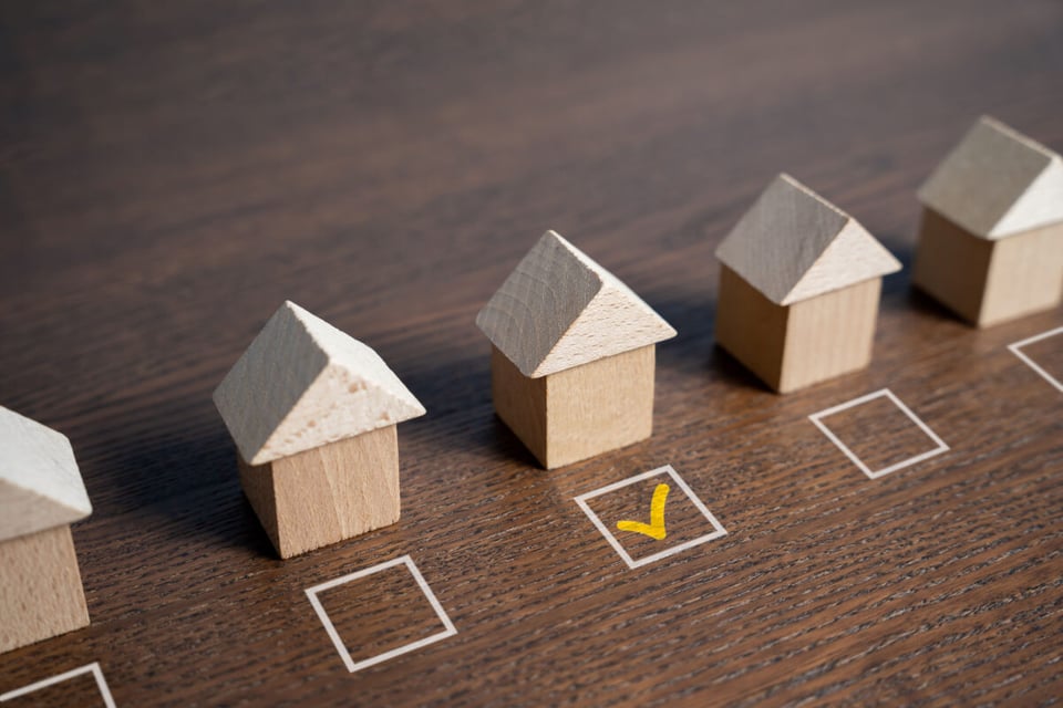 Home inspection, House, Wood, MundoNow, Insurance