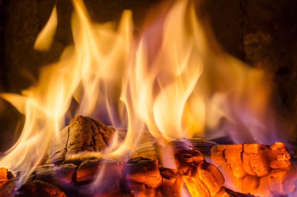 Campfire, Flames, Guardians, MundoNow, Podcast