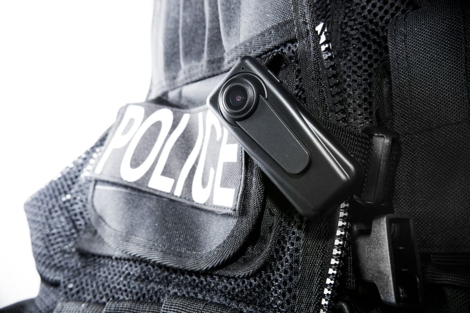 Camera, Uniform, Police, MundoNow, Podcast