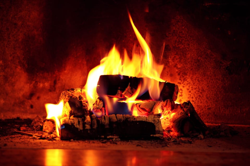 Firebird, Firewood, Flame, MundoNow, Podcast