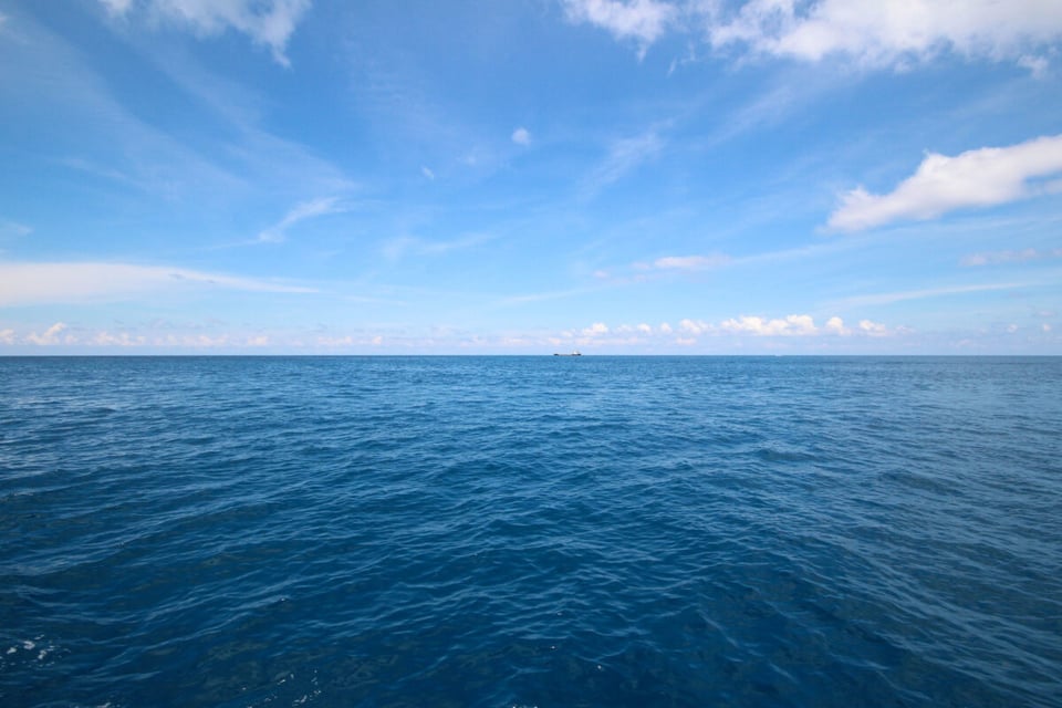 Mar abierto, Cielo, Nubes, Criatura, Mar, MundoNow, Podcast