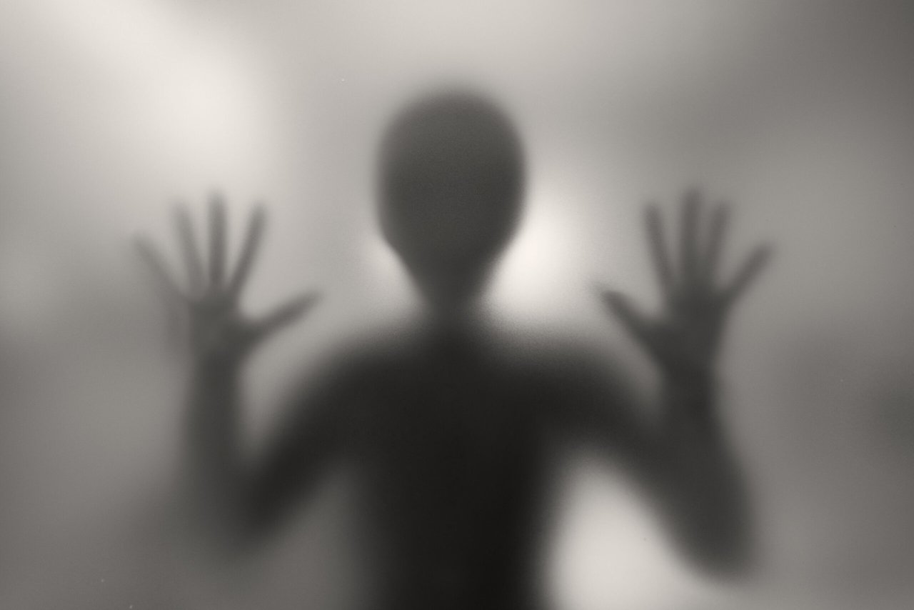 Incidente OVNI de Varginha, Huella OVNI, Alien, MundoNow, Podcast