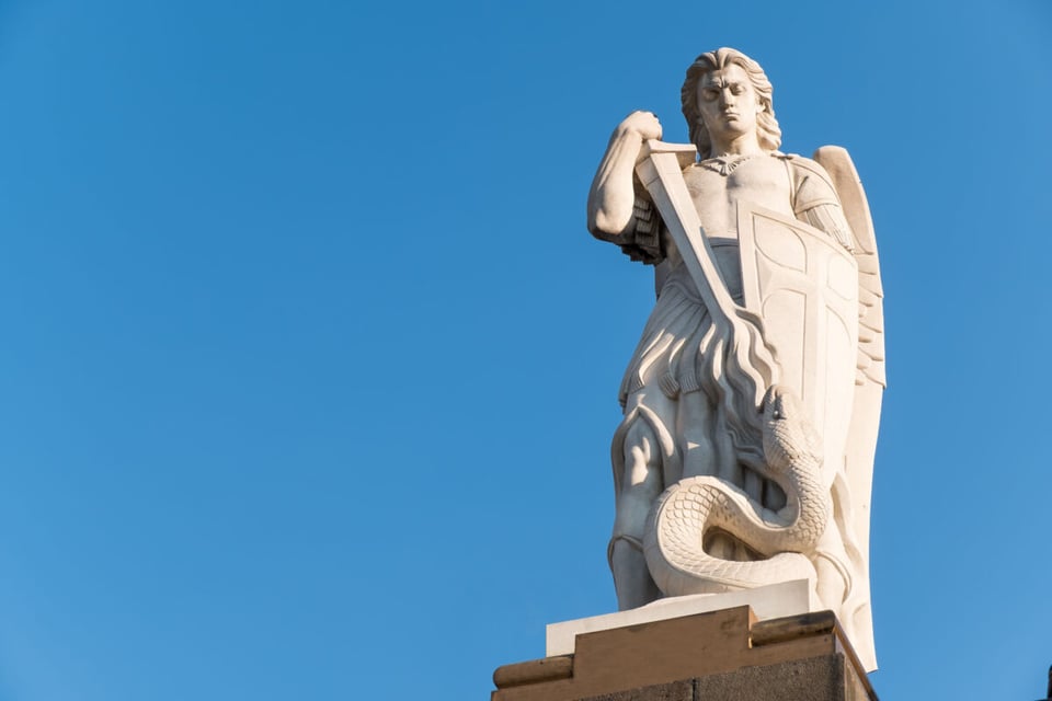Monumento, Soldado, Arcángel, MundoNow, Podcast