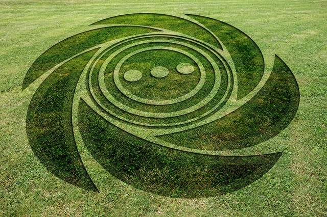 The UFO Trace: Crop circles, ley lines, and a secret base in Argentina
