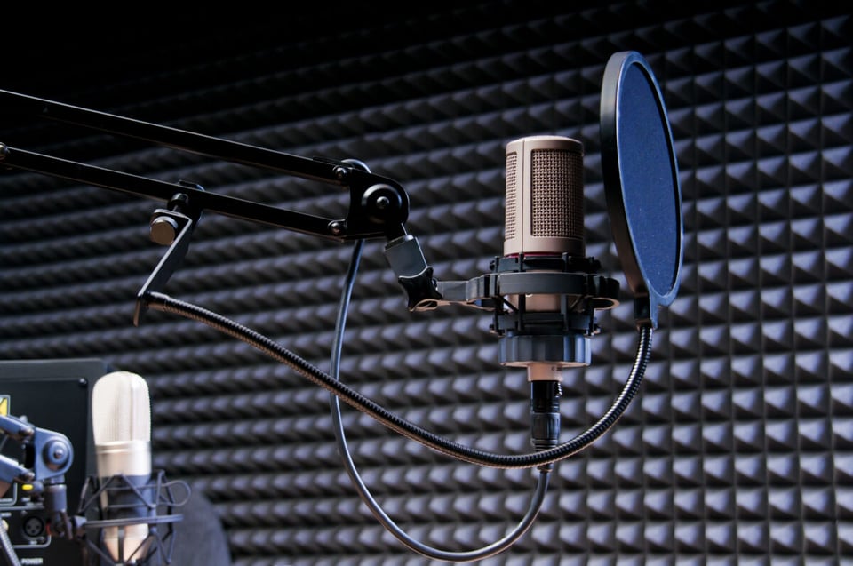 Julio Chamorro, Microphone, Studio, Interview, MundoNow