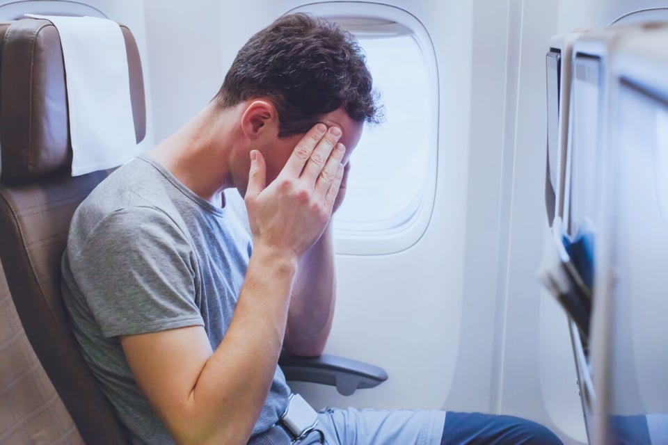 Scared, Plane, Seat, MundoNow, Podcast