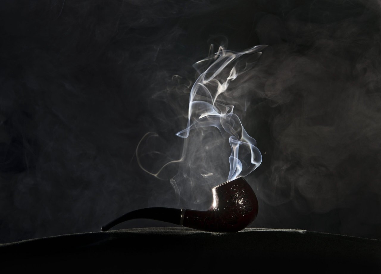 Mitos y Leyendas: A Story of Patience and Reflection, The Three Pipes