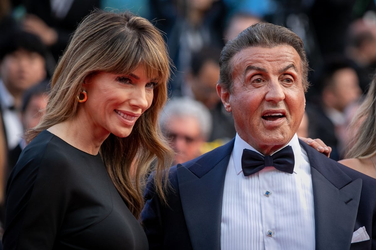 Esposa de Sylvester Stallone le pide el divorcio después de 25 años