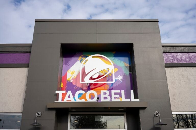 Taco Bell cierra abruptamente restaurante tras temores del departamento de salud