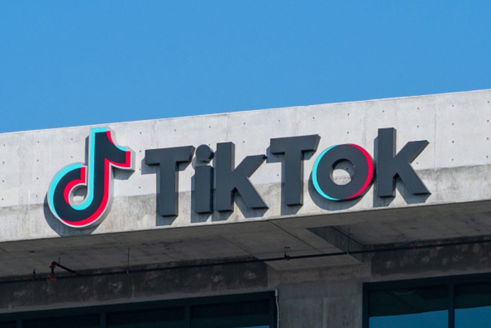 ¡Macabra tragedia! Chica de TikTok se suicida tomando pesticida; después roban sus cenizas (FOTOS)