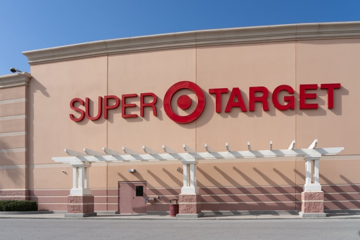 Empleado de Target muere electrocutado en la tienda