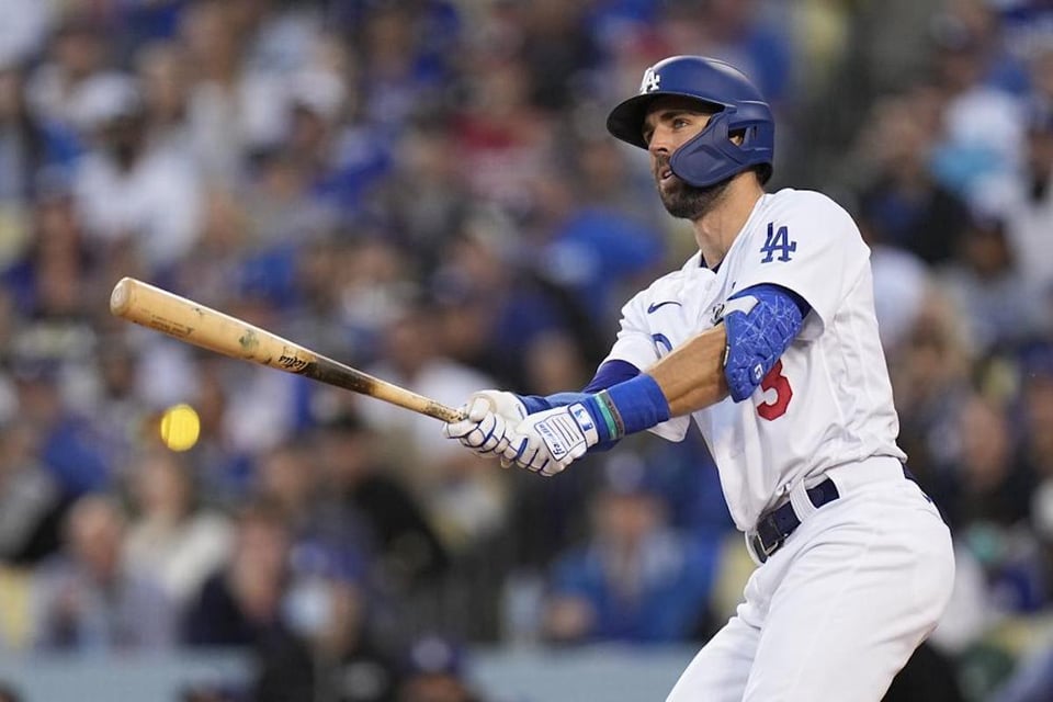 Chris Taylor punished the Braves and Dodgers extend the Championship Series