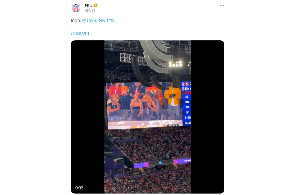 Taylor, drink, Super Bowl, Memes, Singer, MundoNow