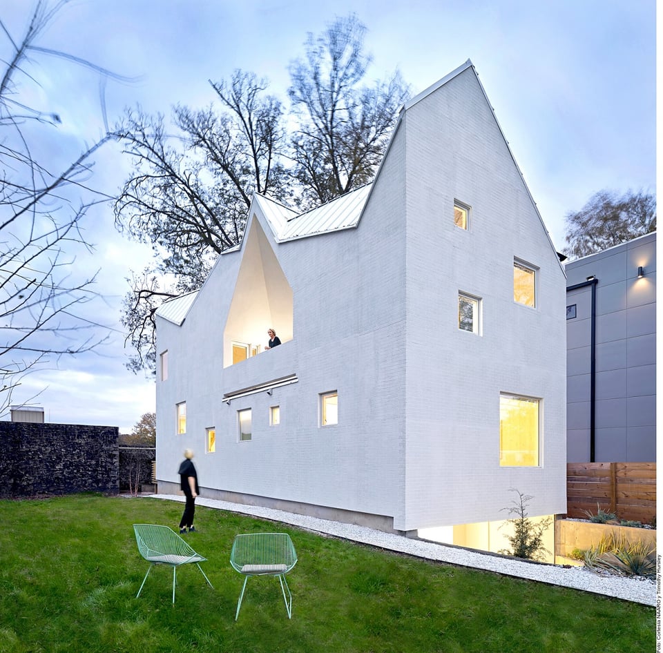 Diseño en tendencia: trazos disruptivos en una residencia featured image