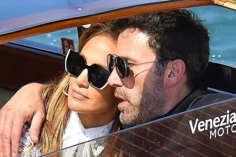 A menos de un mes de su boda, JLo y Ben Affleck se separan