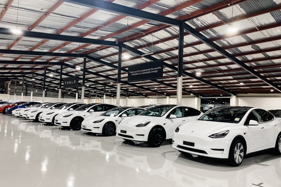 Elon Musk reconoce que Tesla se ve afectada por los nuevos aranceles de Trump