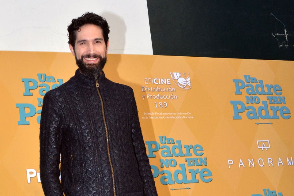 Benny Ibarra, Hombre con barba, Hombre barbudo, Barba, Bigote